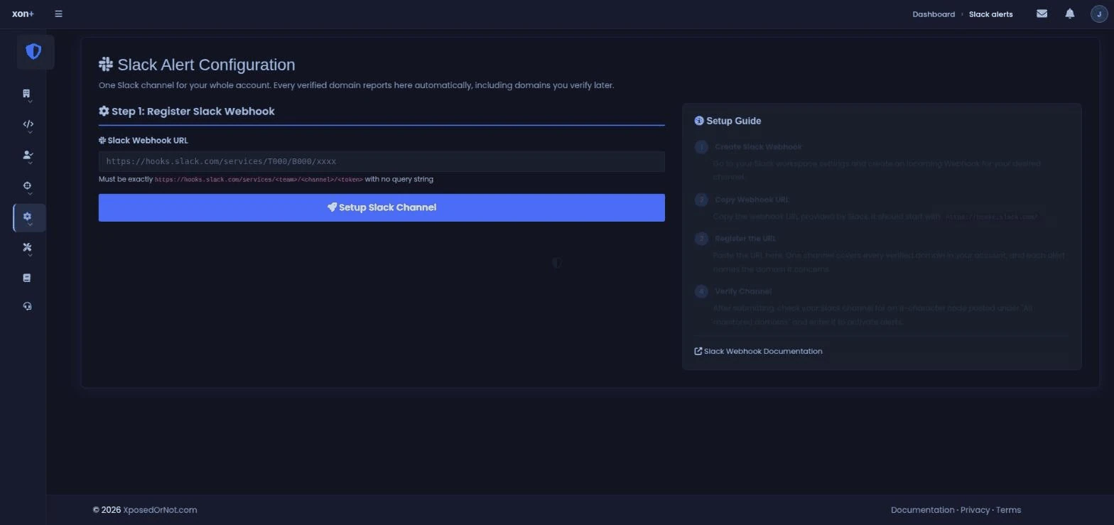 The Slack alert configuration page in the console: one webhook URL field, a setup button, and a four-step guide ending in the verification code